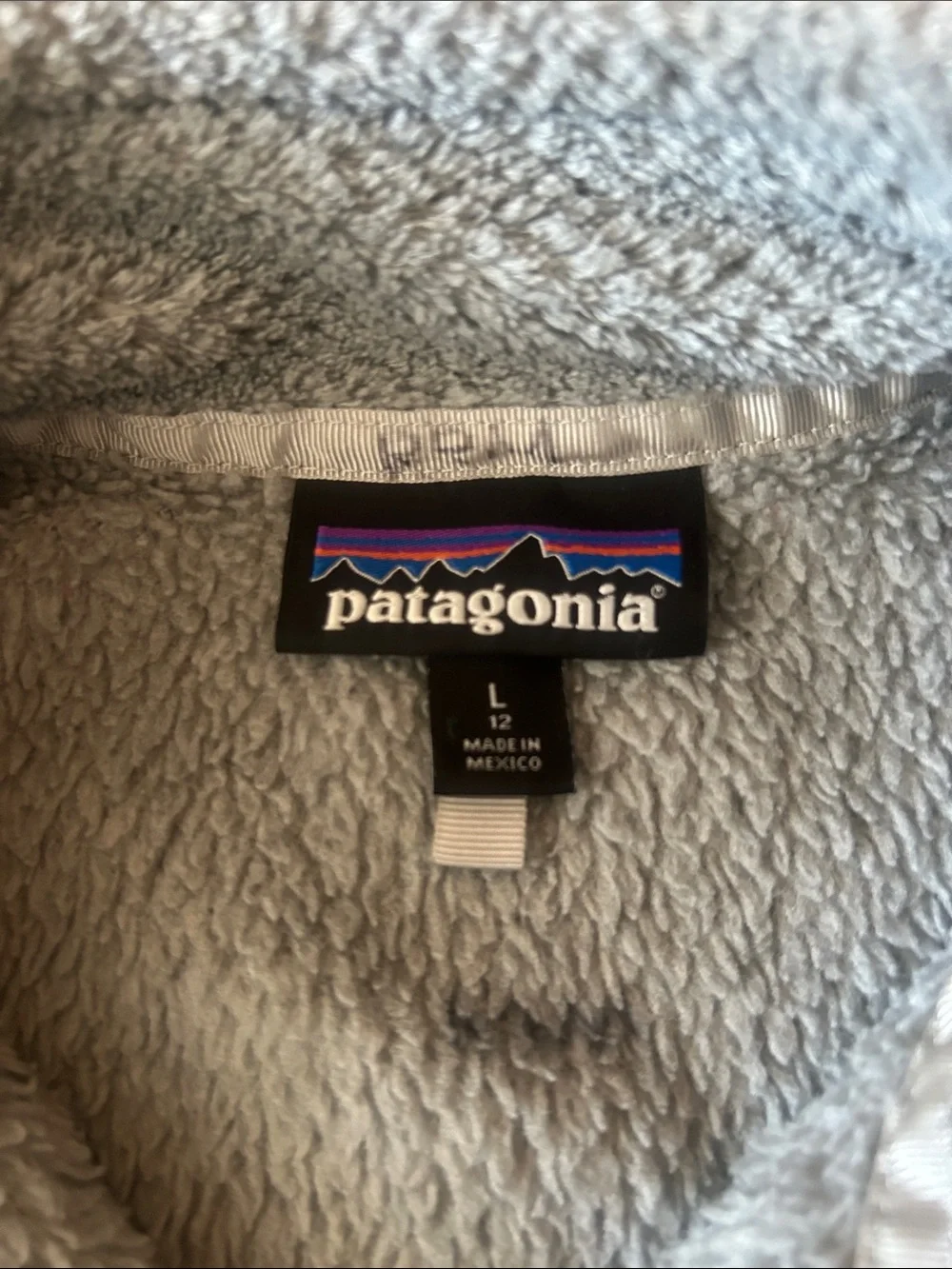 Patagonia Youth Grey Fleece PullOver Size Large 12